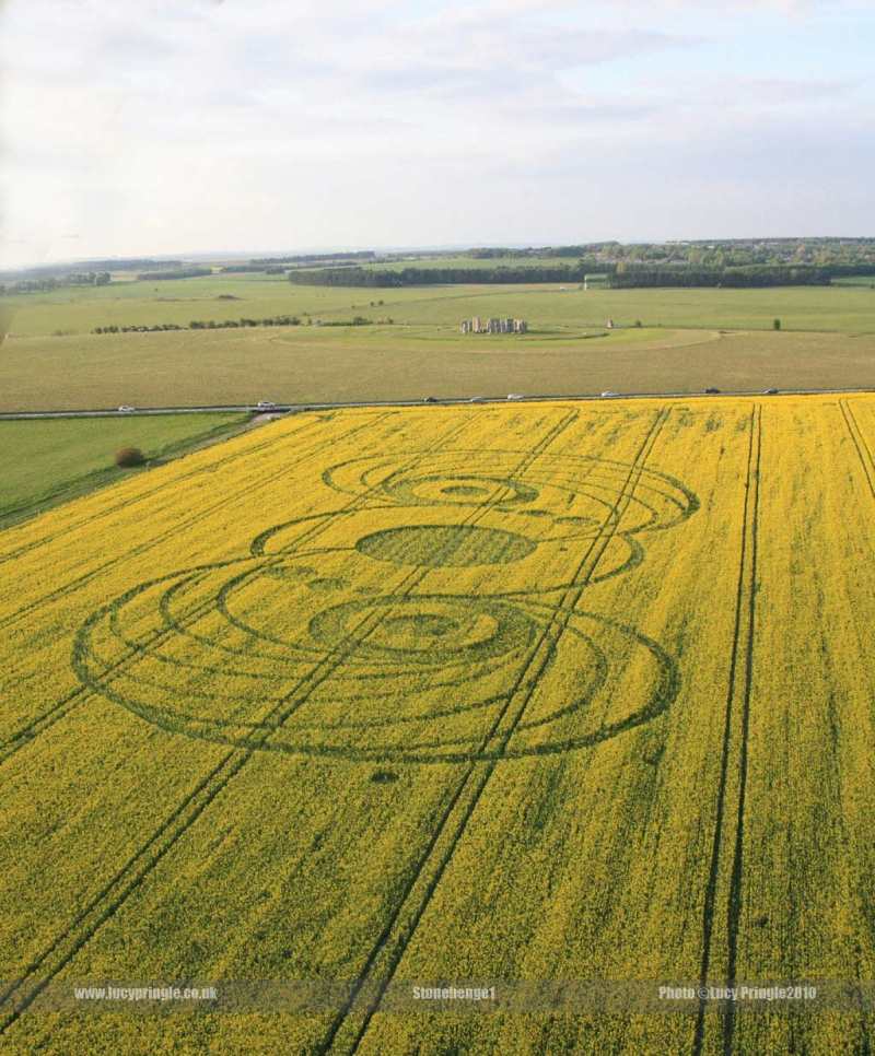 Stonehenge1.jpg