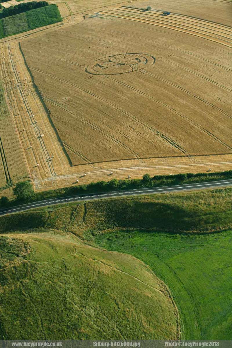 Silbury-hill2506d.jpg